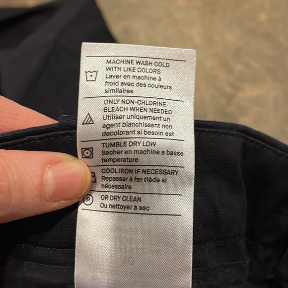 NWT Vince Coin Bermuda Shorts - Picture 9 of 10